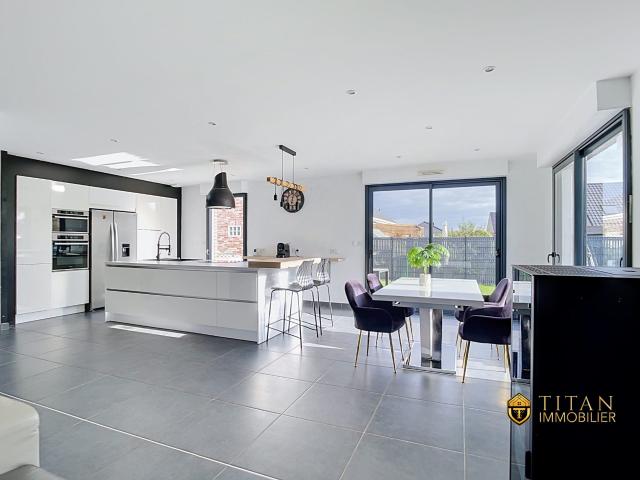 Maison 6 pièces 121 m²