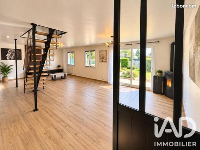Maison 6 pièces 121 m²