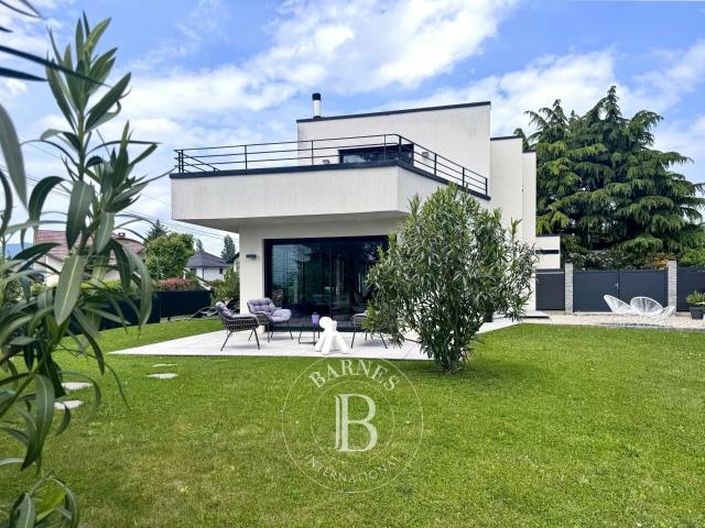 Maison 6 pièces 121 m²