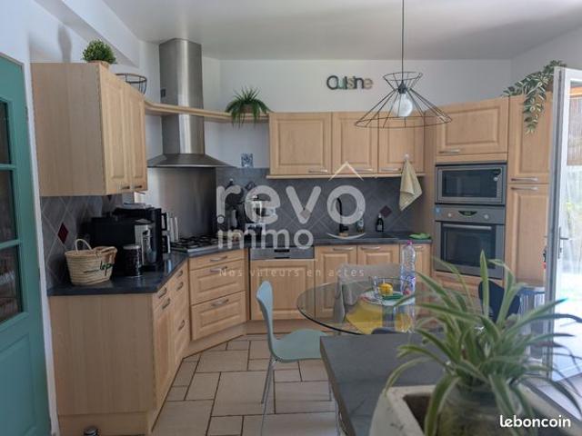 Maison 6 pièces 121 m²