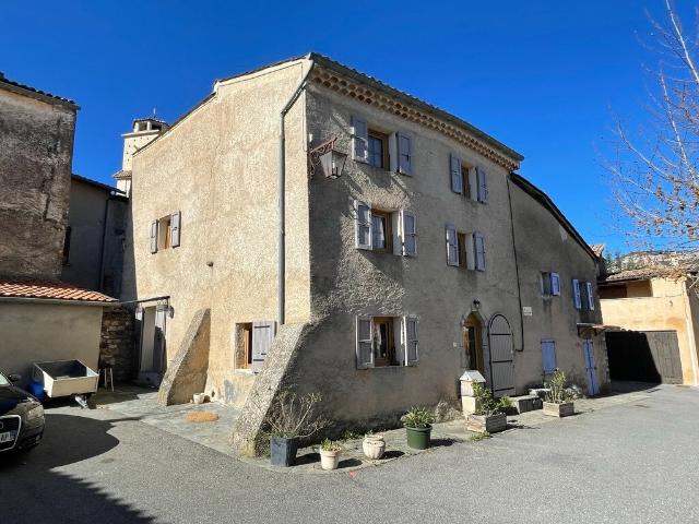 Maison 6 pièces 121 m²