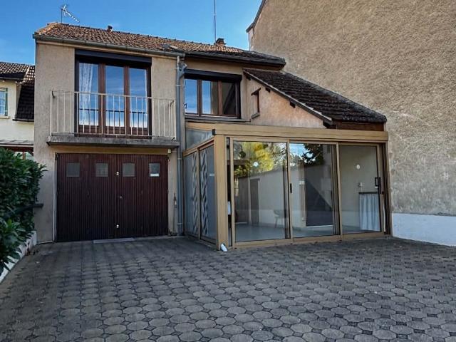 Maison 6 pièces 121 m²