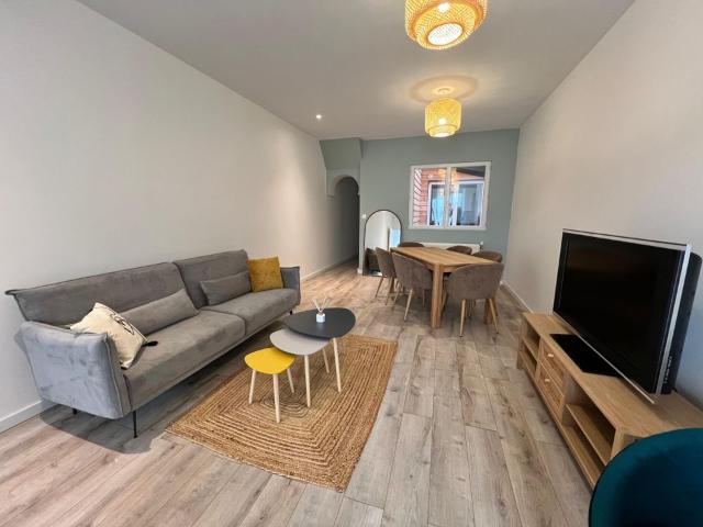 Maison 6 pièces, 121 m² à louer à Roubaix 59100
