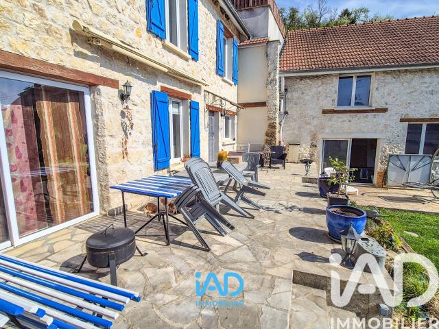 Maison 10 pièces 300 m²