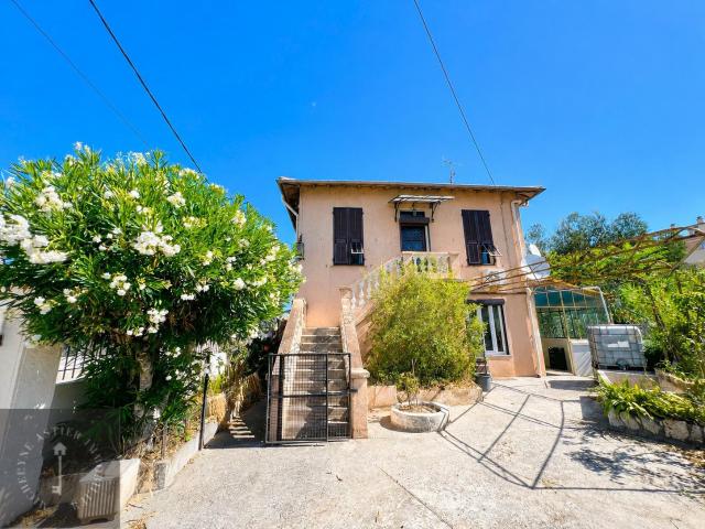 Maison 6 pièces 122 m²
