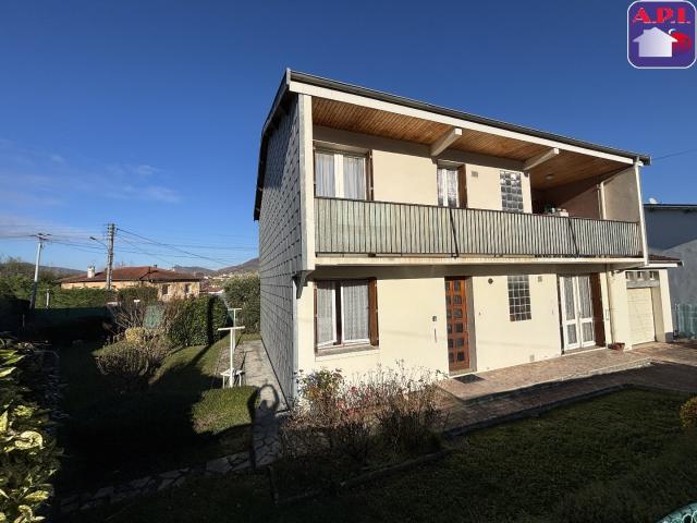 Maison 6 pièces 122 m²