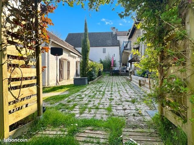 Maison 6 pièces 122 m²