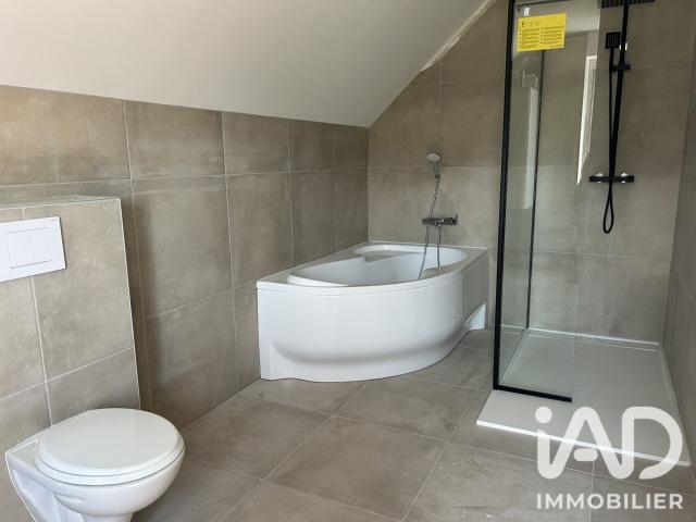 Maison 6 pièces, 122 m² à louer à Lecelles 59226