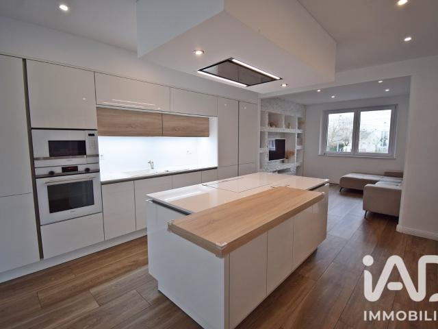 Maison 6 pièces 201 m²