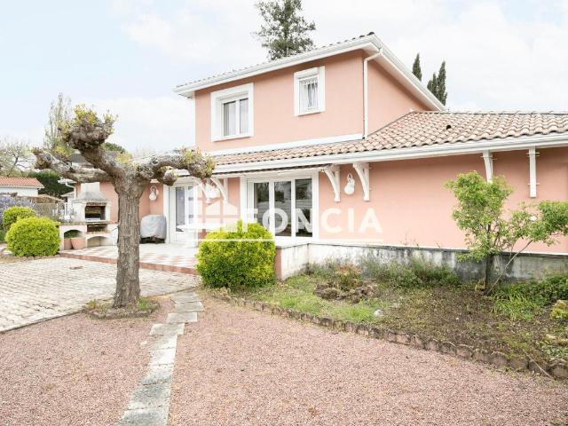 Maison 6 pièces 134 m²