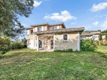 Maison 6 pièces 135 m²