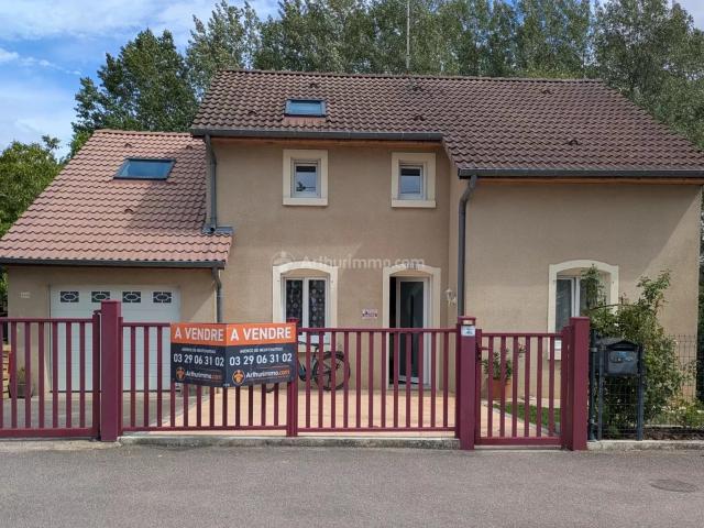 Maison 6 pièces 135 m²