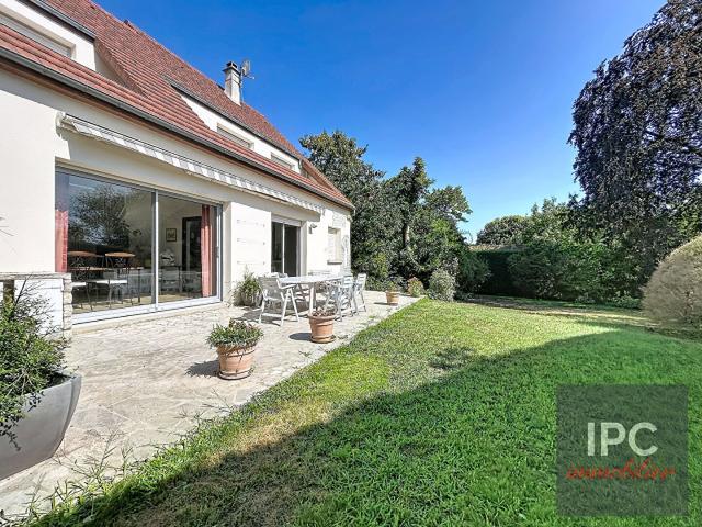 Maison 6 pièces 135 m²