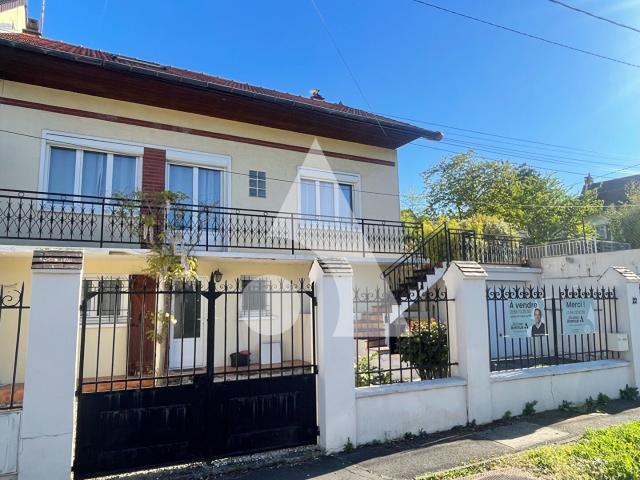 Maison 6 pièces 135 m²