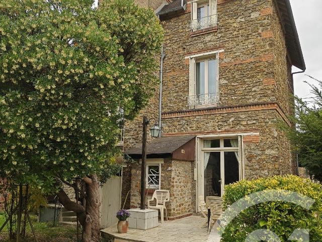 Maison 6 pièces 135 m²