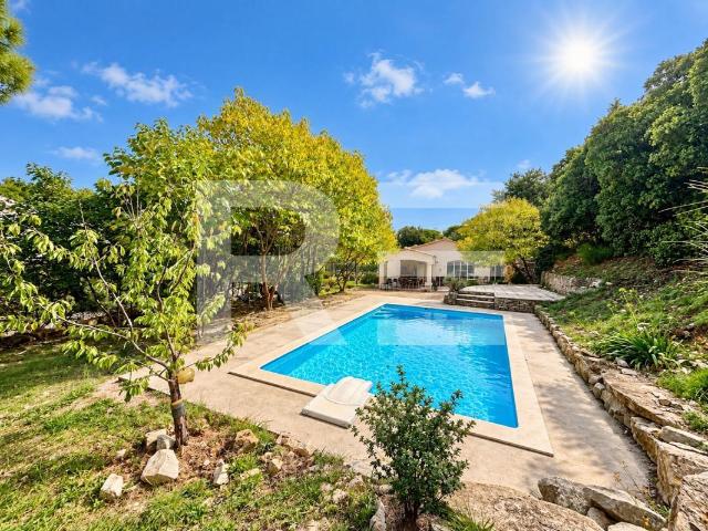 Maison 6 pièces 135 m²