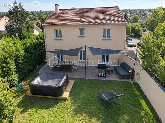 Maison 6 pièces 135 m²