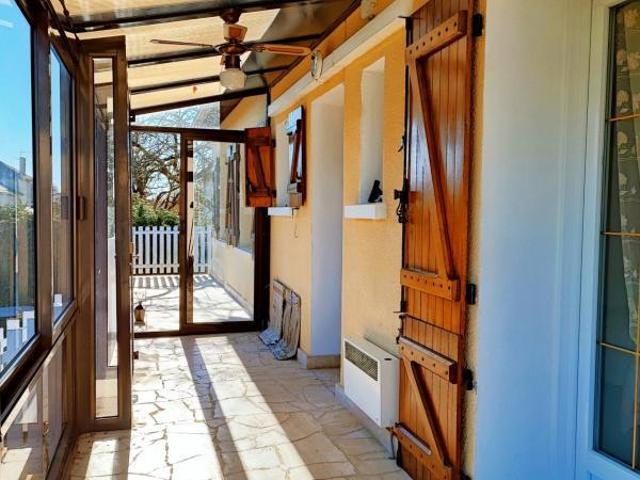 Maison 6 pièces 135m2 composée de deux niveaux de confort ex