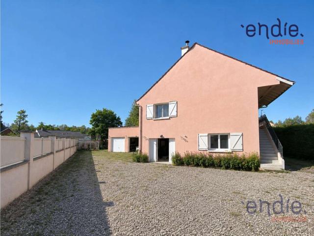 Maison 6 pièces 136 m²