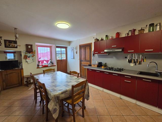 Maison 6 pièces 136 m²