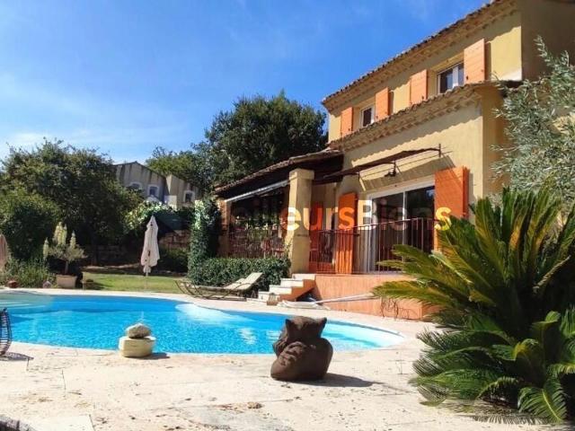 Maison 6 pièces 136 m²