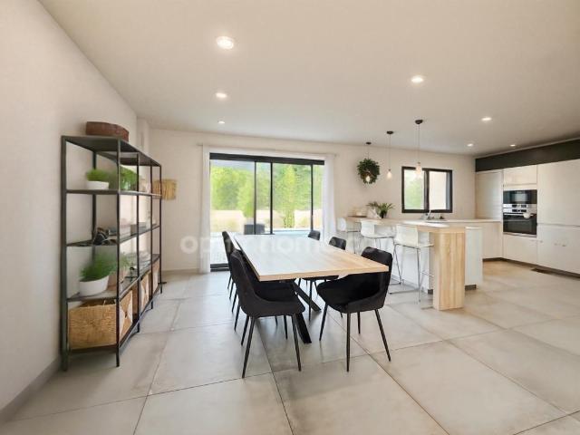 Maison 6 pièces 136 m²