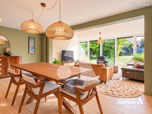 Maison 6 pièces 136 m²