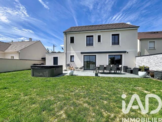Maison 6 pièces 136 m²