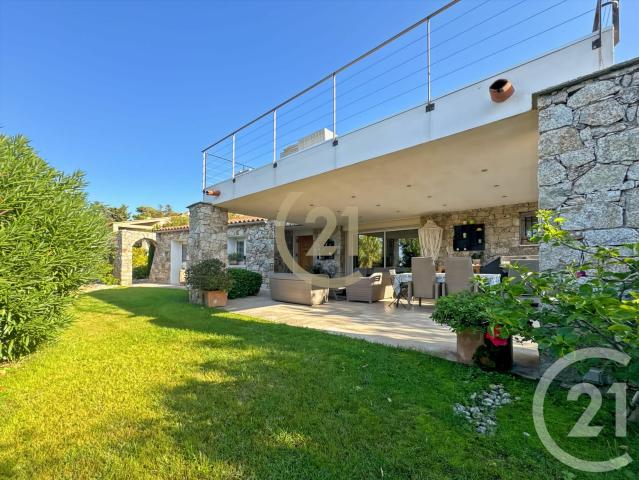 Maison 6 pièces 136 m²