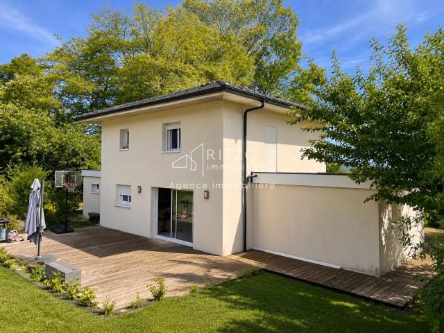 Maison 6 pièces 136 m²