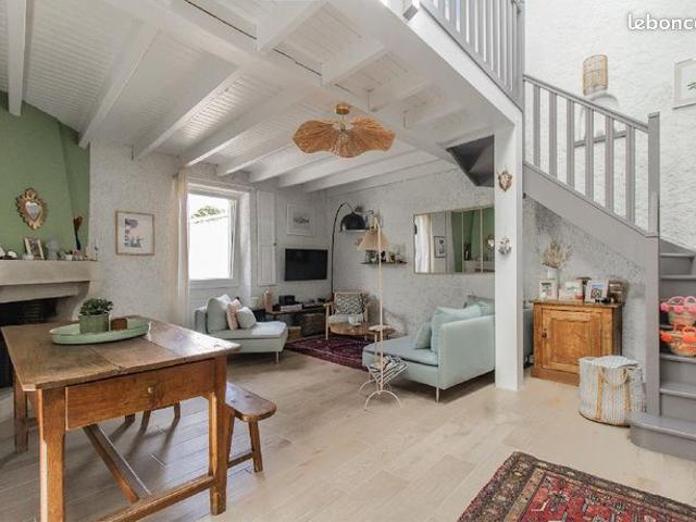 Maison 6 pièces 136 m²