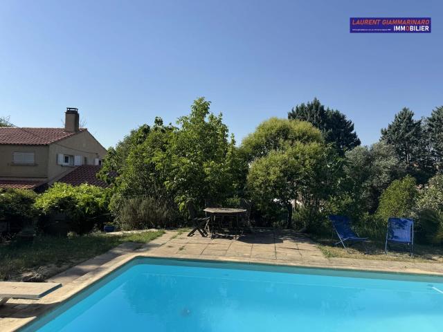 Maison 6 pièces 138 m²