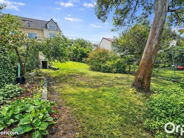 Maison 6 pièces 137 m²