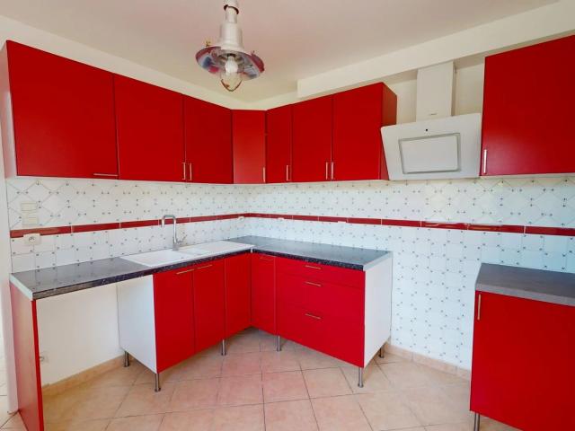 Maison 6 pièces, 137 m² à louer à Dammarie 28360