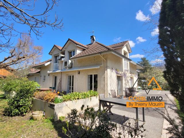 Maison 6 pièces 159 m²