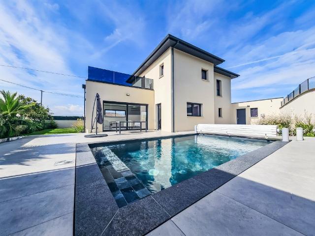 Maison 6 pièces 138 m²