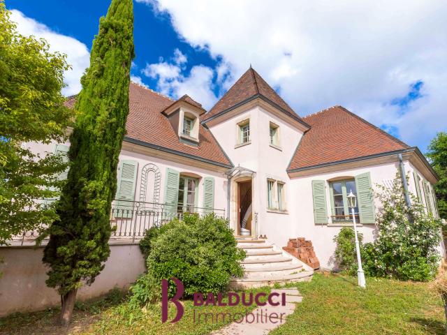 Maison 6 pièces 138 m²