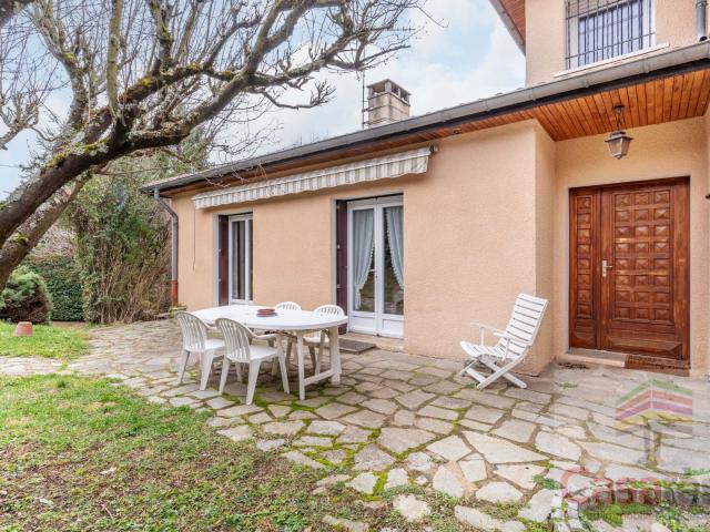 Maison 6 pièces 138 m²