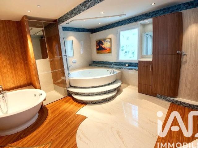 Maison 6 pièces 139 m²