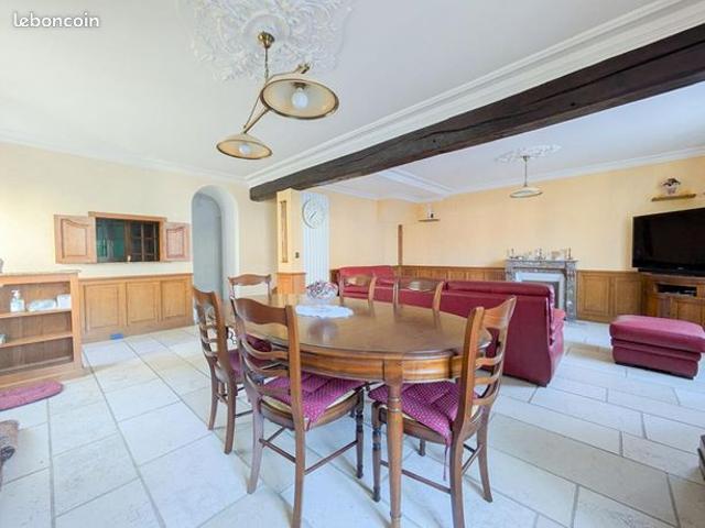Maison 6 pièces 130 m²
