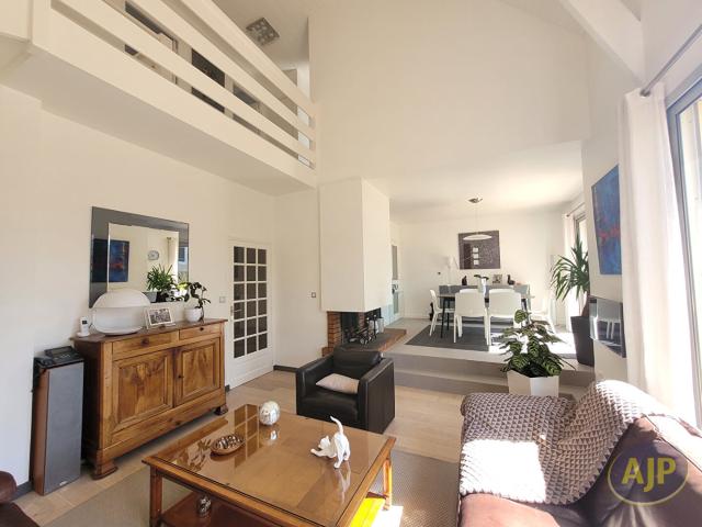 Maison 6 pièces 130 m²
