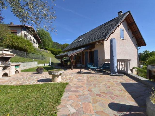 Maison 6 pièces 130 m²