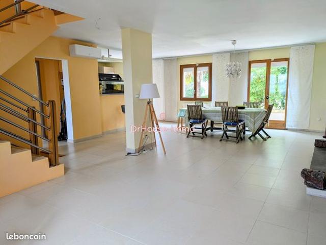 Maison 6 pièces 130 m²