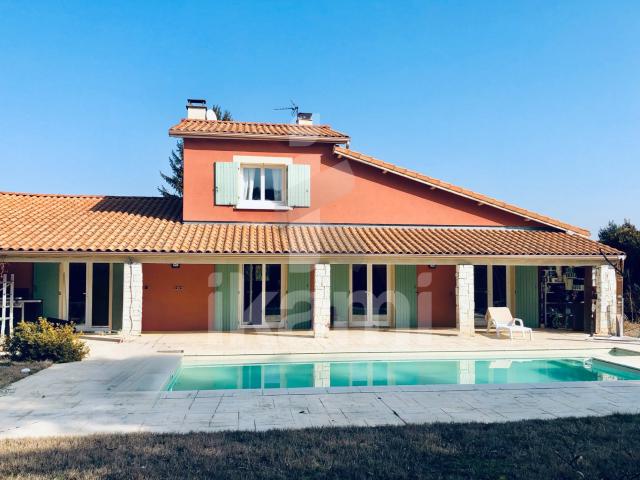 Maison 6 pièces 141 m²