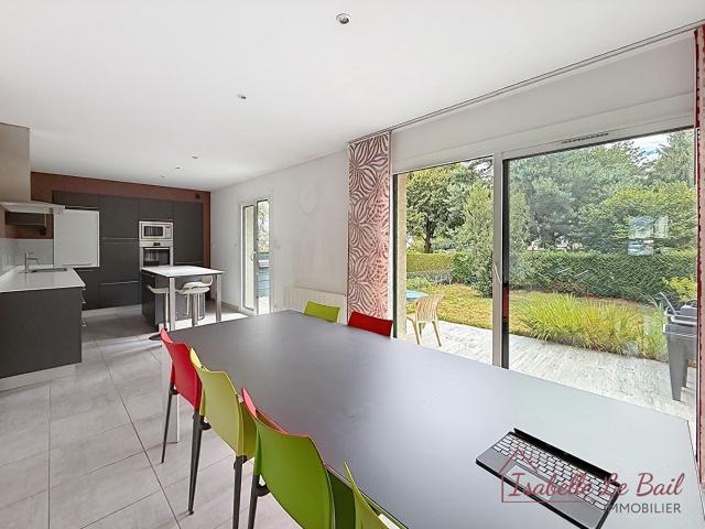 Maison 6 pièces 130 m²