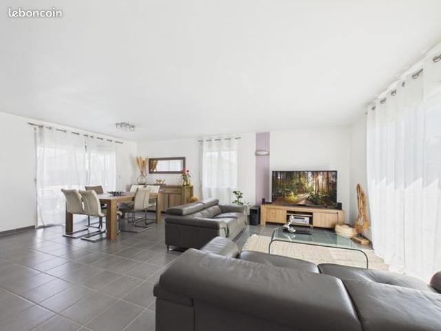 Maison 6 pièces 130 m²