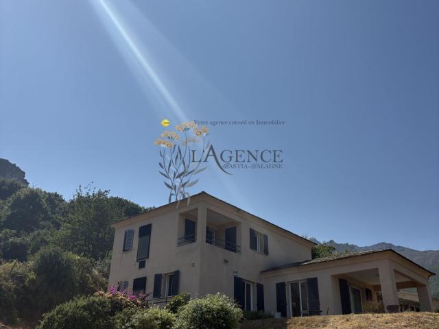 Maison 6 pièces 132 m²