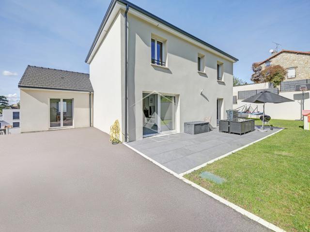 Maison 6 pièces 132 m²