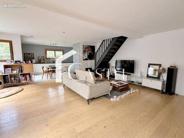Maison 6 pièces 133 m²