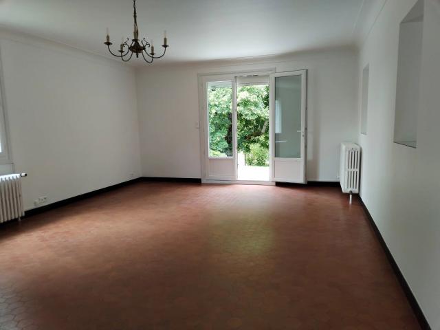 Maison 6 pièces, 133 m² à louer à Amilly 45200